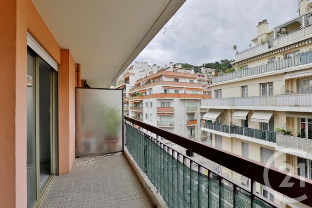 Appartement F1 à vendre - 1 pièce - 30.81 m2 - NICE - 06 - PROVENCE-ALPES-COTE-D-AZUR - Century 21 Lafage Transactions